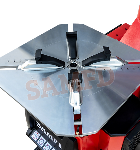 Thickened large turntable